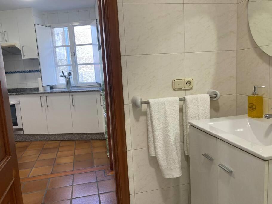 Hyp - A Casa Do Correo Vello - O Balcon Apartment ปอนเตเบดรา ภายนอก รูปภาพ