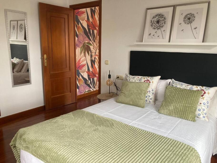 Hyp - A Casa Do Correo Vello - O Balcon Apartment ปอนเตเบดรา ภายนอก รูปภาพ